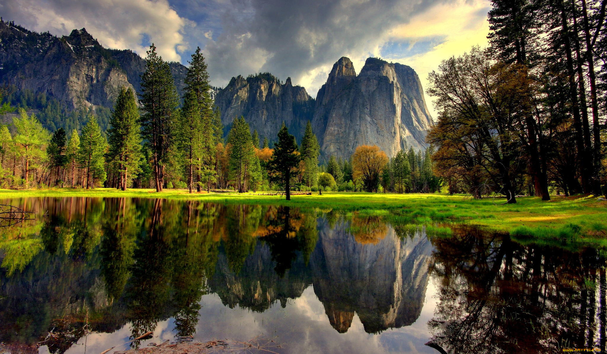 New best com. Национальный парк Йосемити, США. Йосемитский национальный парк Калифорния. Йосемити национальный парк США обои. 4. Национальный парк Йосемити США.